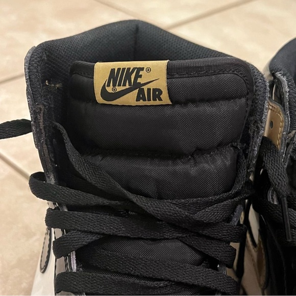 Nike Air Jordan 1 Retro High NRG
Patent Gold Toe - Picture 9 of 11